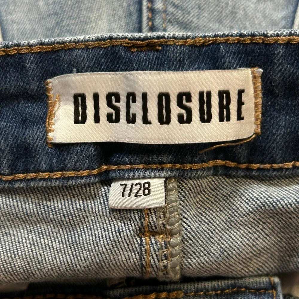 Disclosure Jean Shorts Distressed Raw Hem y2k Aesthetic Blue Denim Size 7/28
